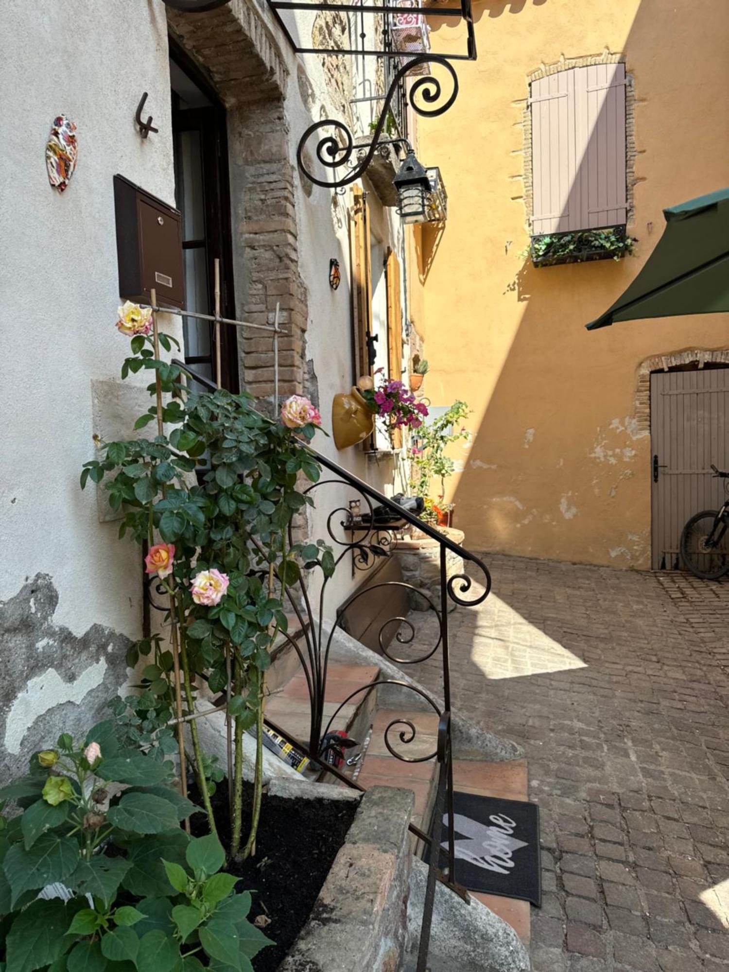 Apartamento Chez Kay Roquebrune-sur-Argens Exterior foto